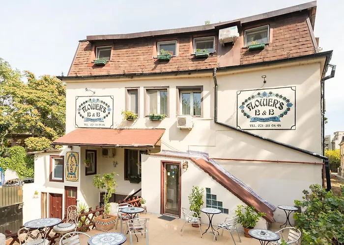 Flower's ゲストハウス 3*