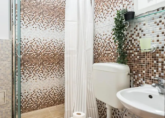 Flower's ゲストハウス