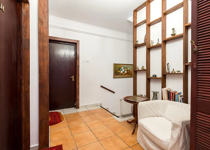 Flower's ゲストハウス 3*