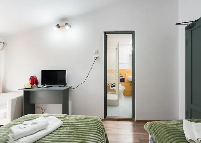 Flower's ゲストハウス