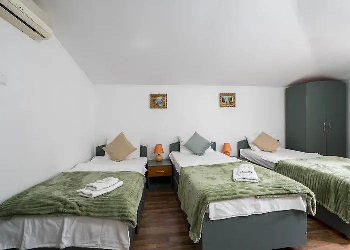 ゲストハウス Flower's