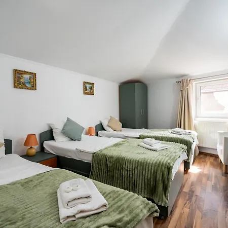 Flower's 부쿠레슈티