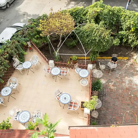 Flower's 3* Bucharest