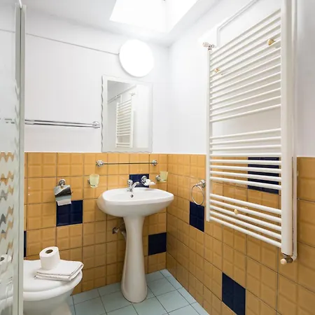 Flower's Guest house Bucharest