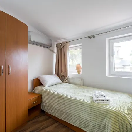 Flower's 3* Bucharest