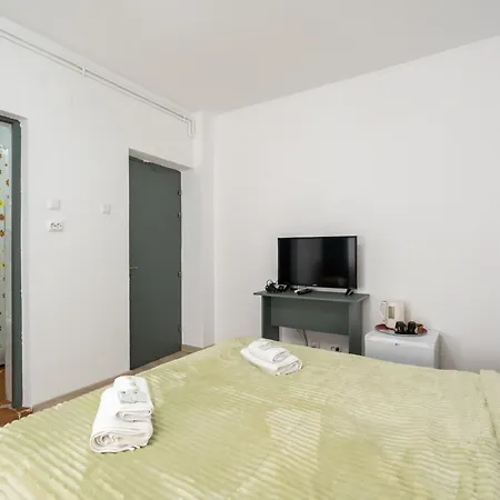 Flower's Guest house