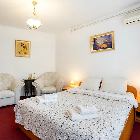 Flower's 3* Bucharest